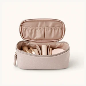Cosmetic makeup bag with zipper and inner lining
